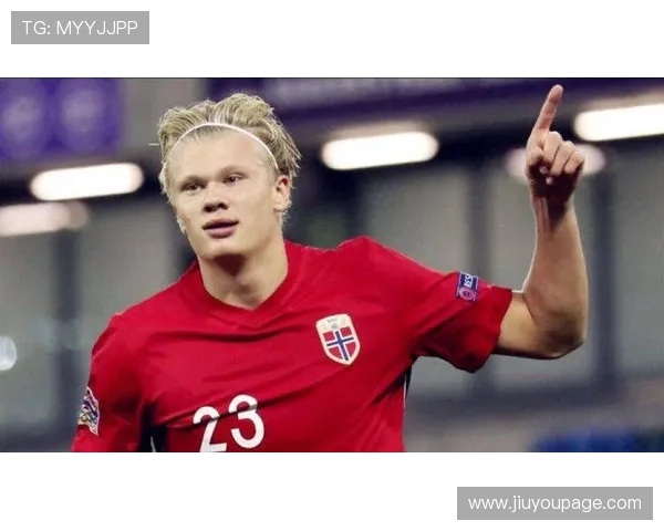 哈兰德进球：门前抢点垫射破门